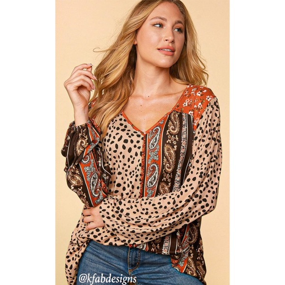 ❤️LAST 1! V Neck Soft Knit Boho Leopard/Floral Color Block Top w/Bubble Sleeves - Picture 2 of 10